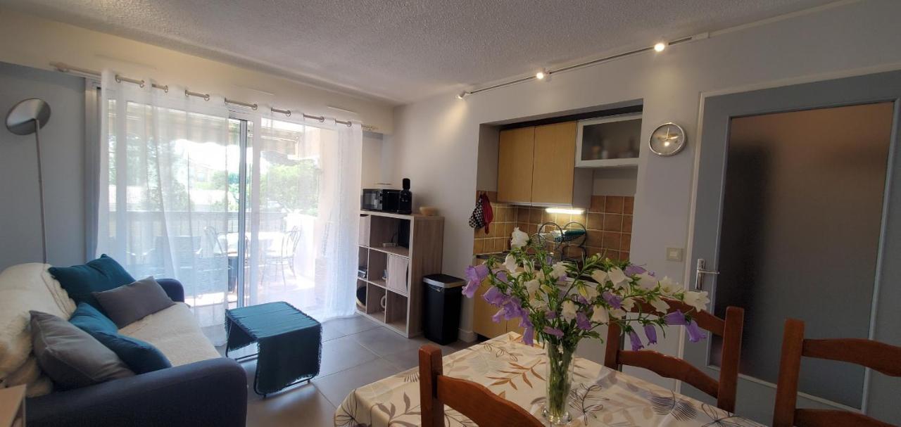 Appartement Port Frejus, Le Pre Saint Armand T2, 4 Personnes, *