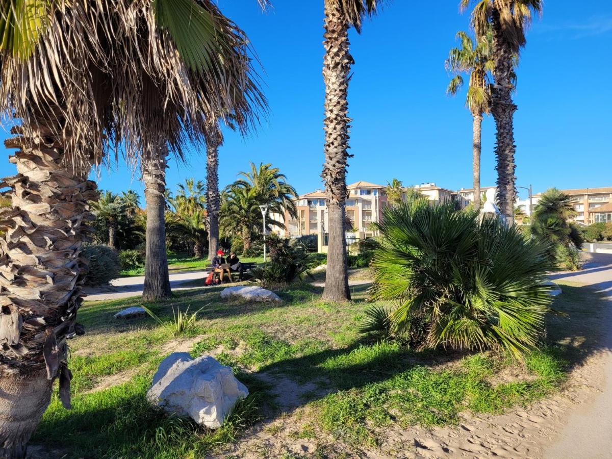Port Frejus, Le Pre Saint Armand T2, 4 Personnes, * Fréjus
